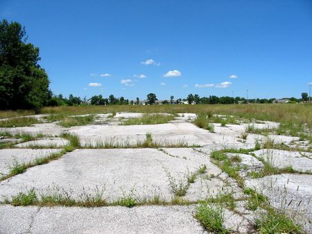 Twilite Drive-In Theatre - More Driveways - Photo From Water Winter Wonderland (newer photo)